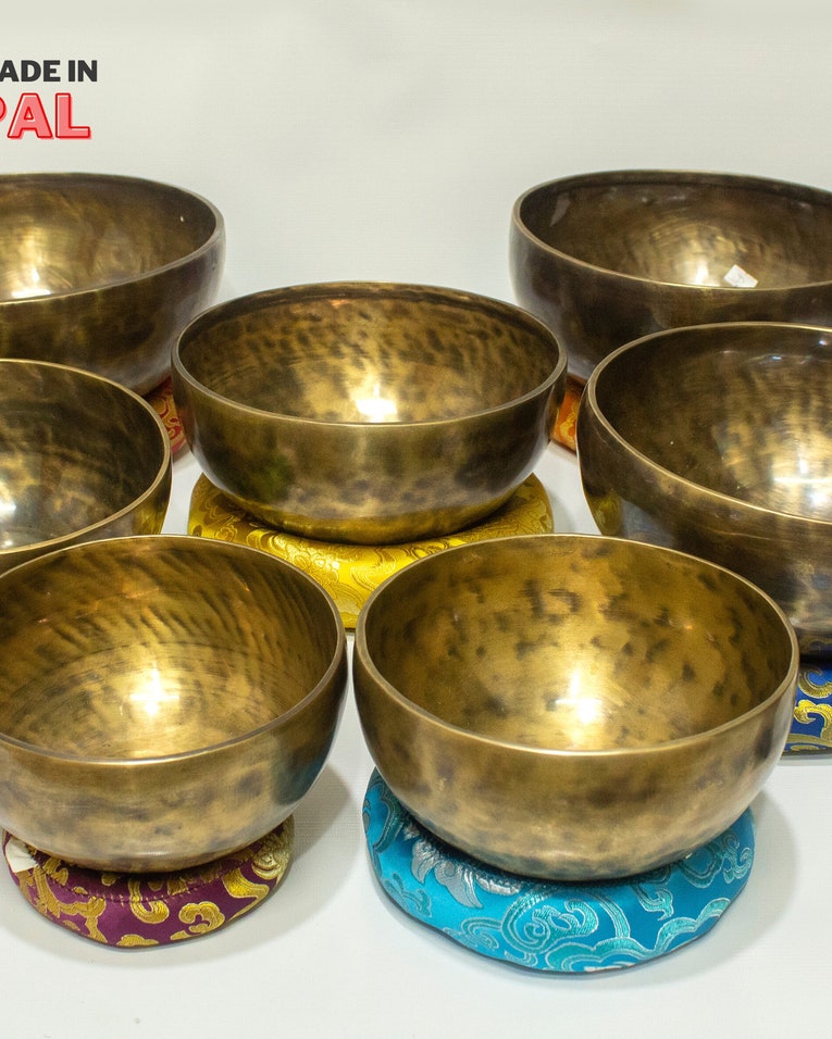 Handmade chakra singing bowl set of seven