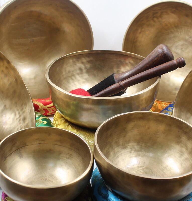 Golden dim finish chakra singing bowl set of seven