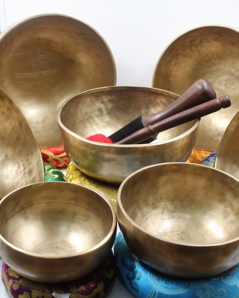 Golden dim finish chakra singing bowl set of seven